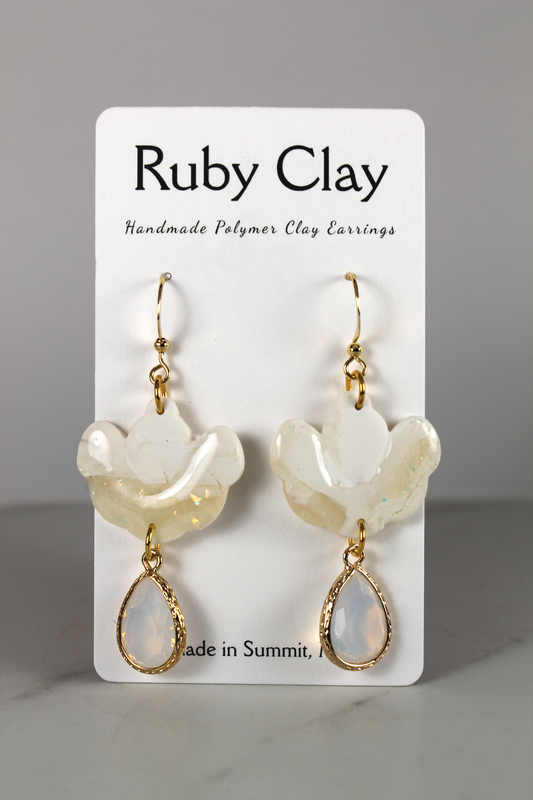 Opal Flowers w/ Pearl